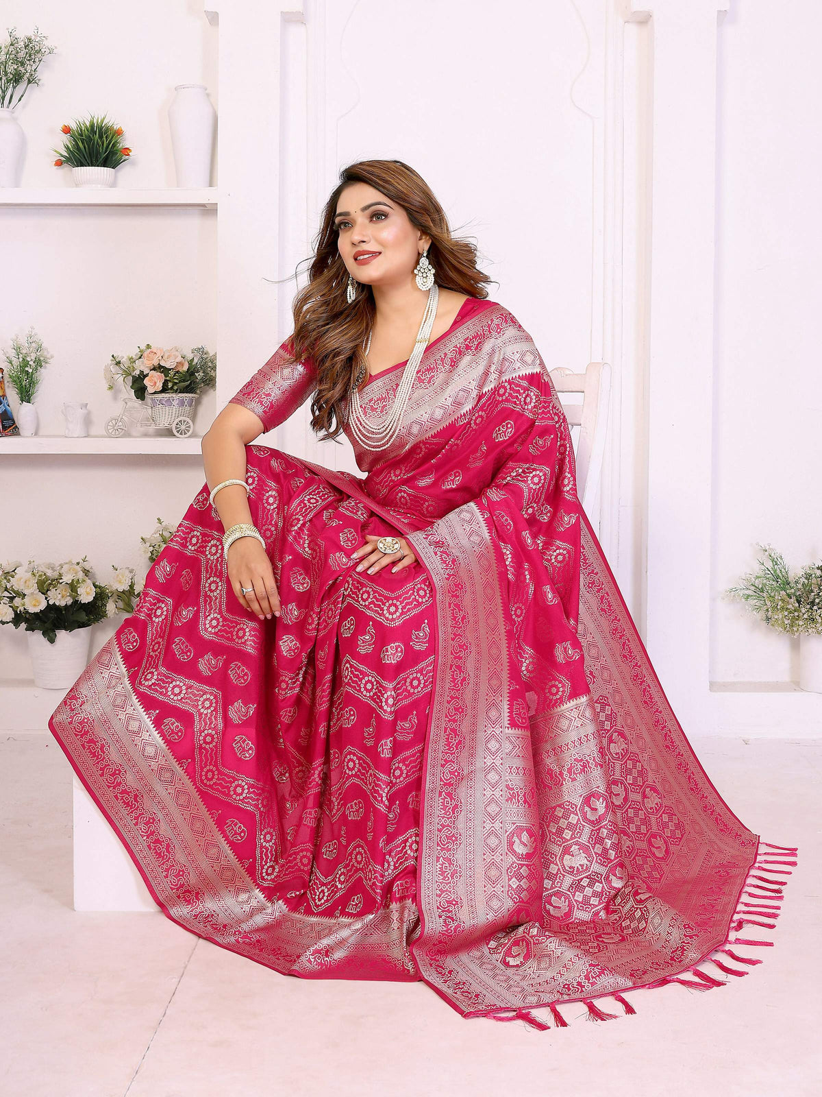 Magenta Georgette Silk Leheriya Saree with Zari Weaving