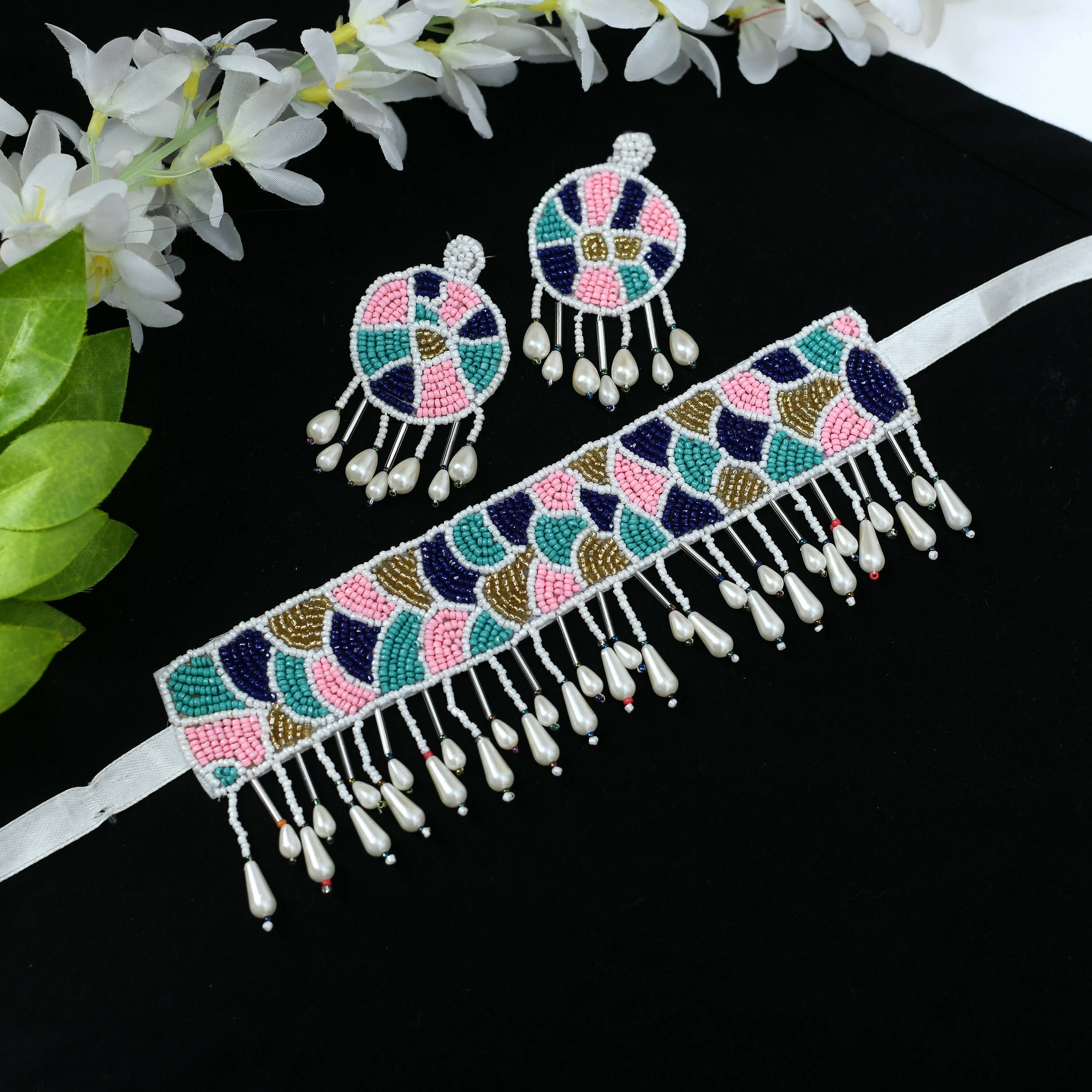 Mominos Fashion multi-color geometric beaded choker necklace with white pearl dangle earrings