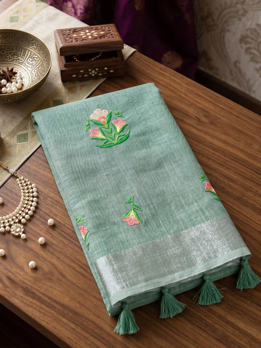 Sea Green Linen Saree with Matching Blouse Piece