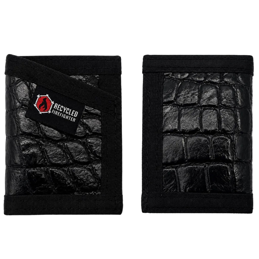 Sergeant Wallet Slim Gator Edition showing minimalist profile and texture