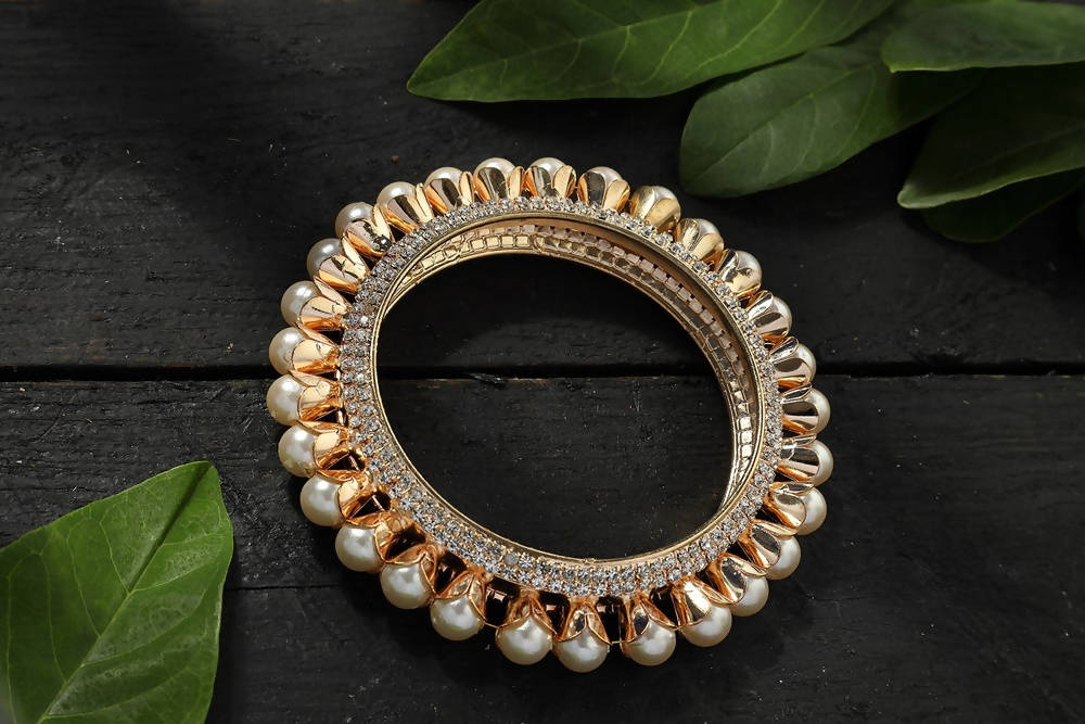 Golden AD Off White Bangle Set with Sparkling Stone Accents
