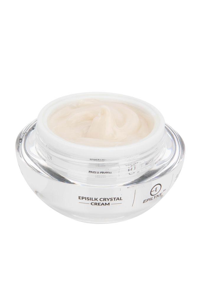 Wrinkle Smoothing Hydration 3-Piece Vegan Skincare Set - Image 12