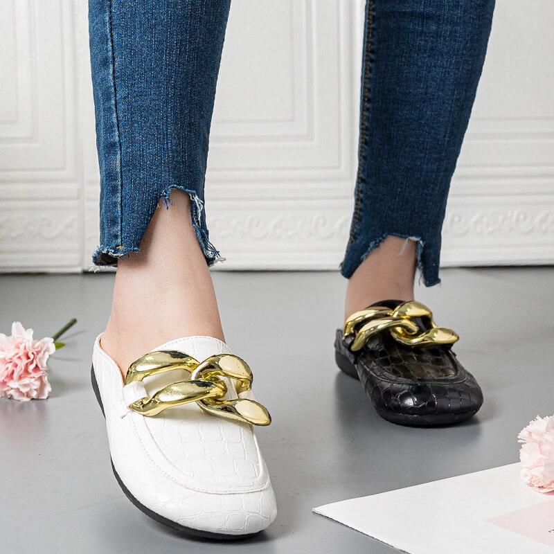 Gold Chain Detail Closed Toe Flat Mules Comfortable Slip-On Shoes