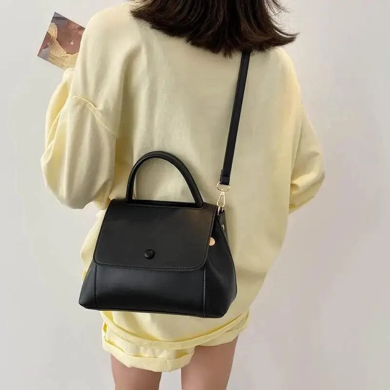 Large Capacity PU Leather Shoulder Bag Elegant Messenger Tote