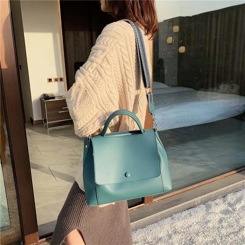 Large Capacity PU Leather Shoulder Bag Elegant Messenger Tote
