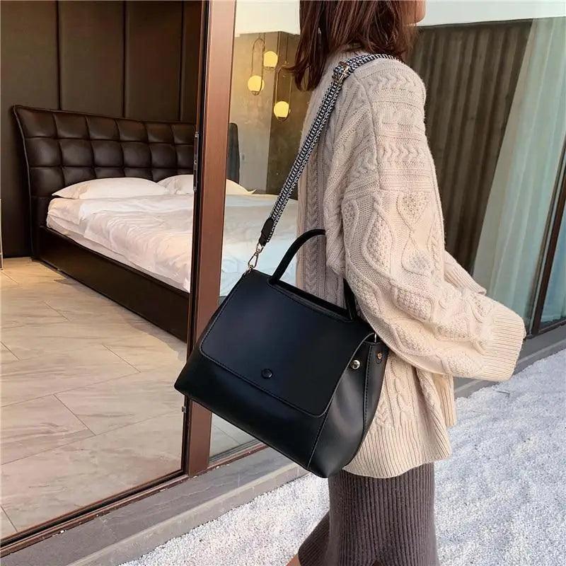 Large Capacity PU Leather Shoulder Bag Elegant Messenger Tote