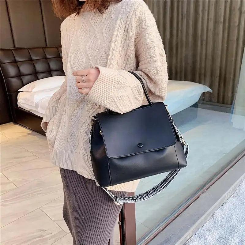 Large Capacity PU Leather Shoulder Bag Elegant Messenger Tote