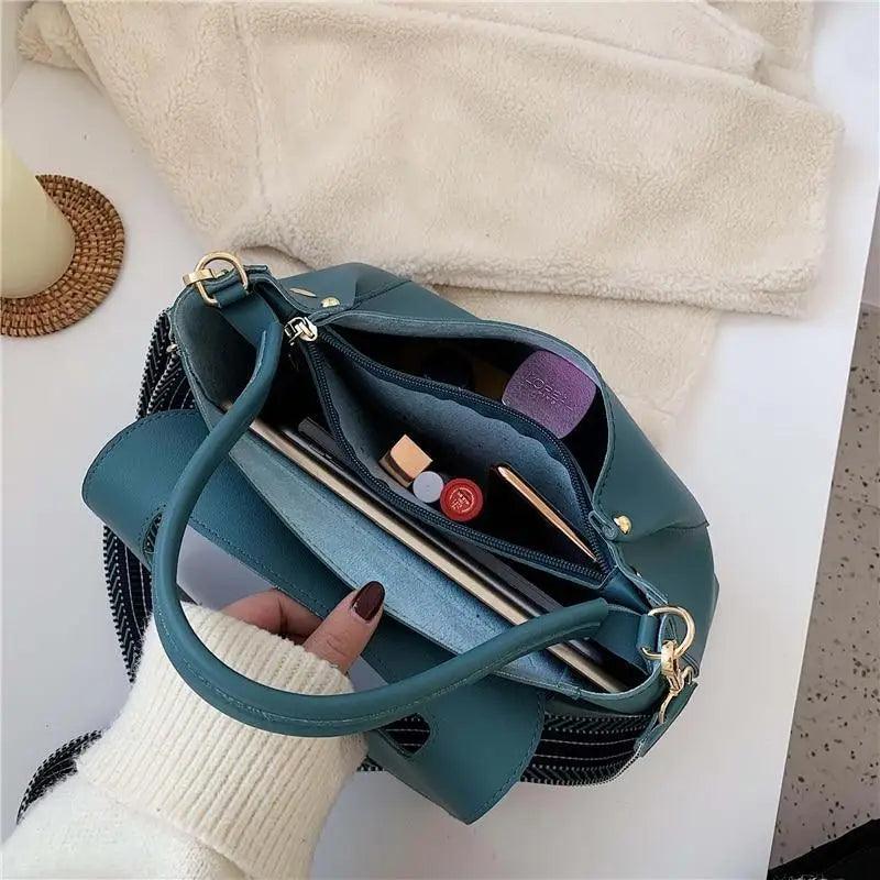 Large Capacity PU Leather Shoulder Bag Elegant Messenger Tote