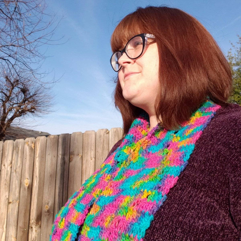 Graduating Diamonds Crochet Scarf Pattern for Worsted Roving Yarn