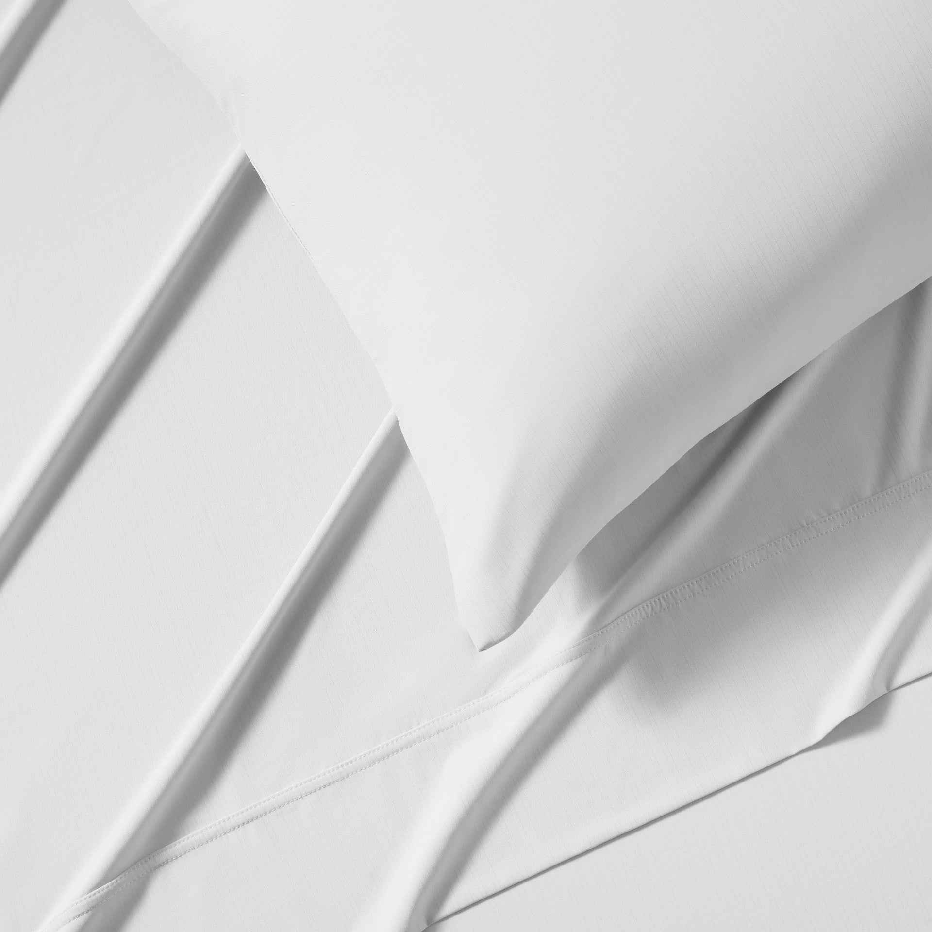 Cool Zone Cooling Sheet Set, Temperature Regulating Bedding - Image 4