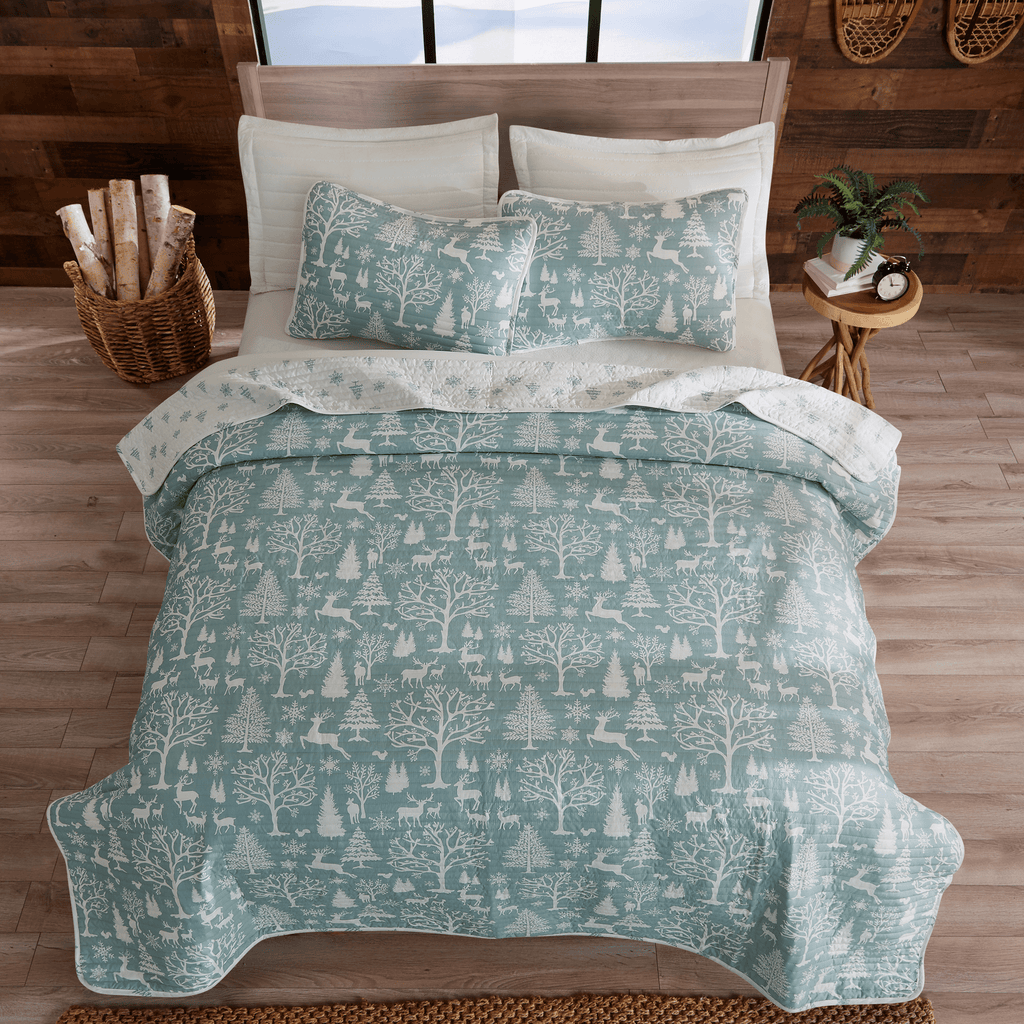 Winter Solstice Collection 3 Piece Lodge Woods Quilt Set Blue