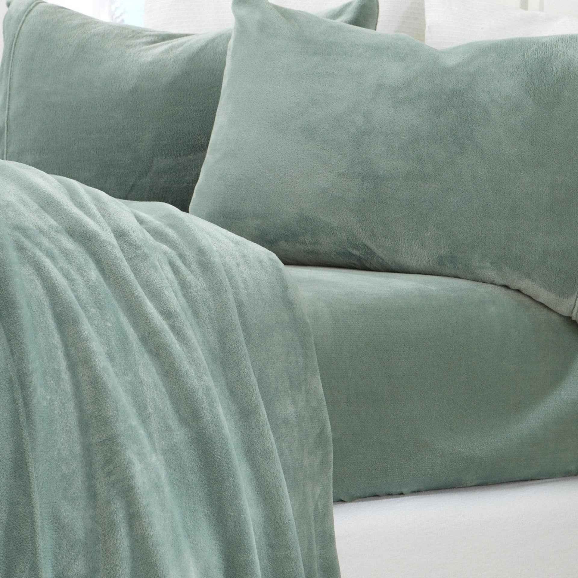 Solid Plush Sheet - Velvet Luxe Collection
