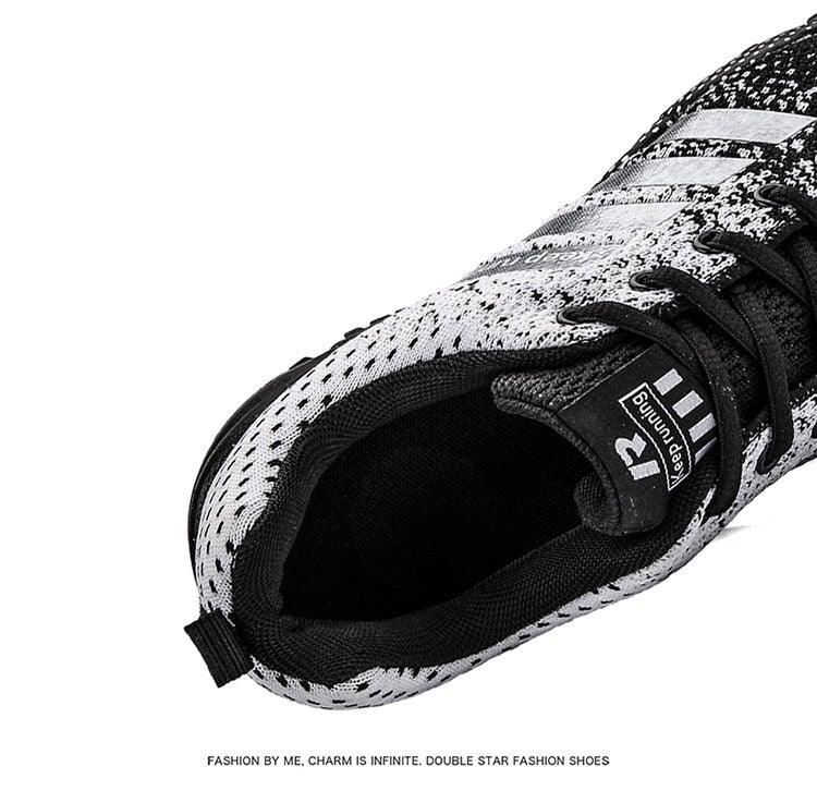 Green Lightweight Men’s Running Sneakers for Marathon & Outdoor