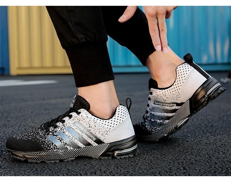 Green Lightweight Men’s Running Sneakers for Marathon & Outdoor
