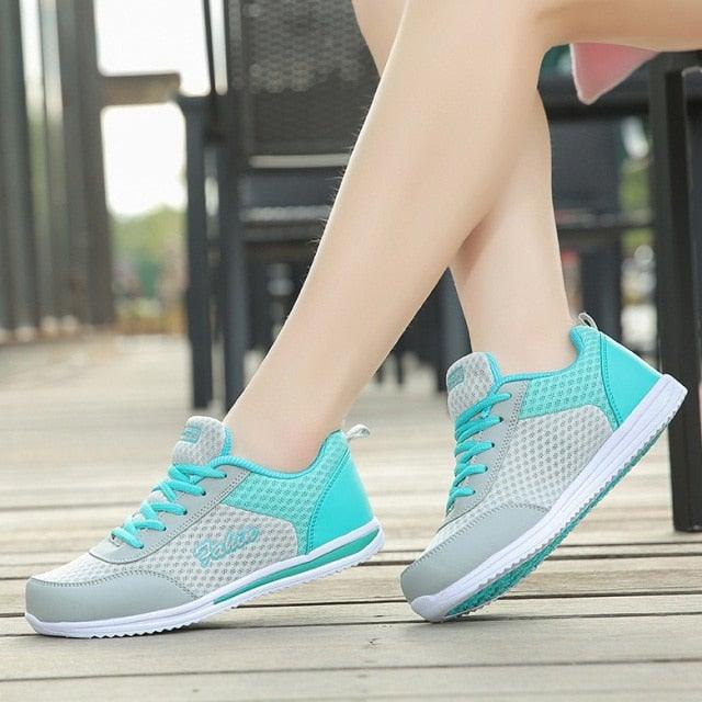 Women's Lightweight Breathable Mesh Sneakers for Walking and Running