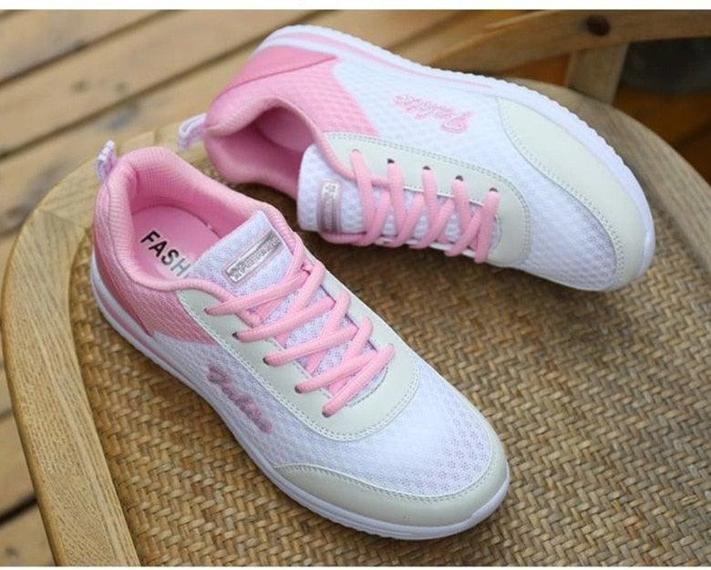 Women's Lightweight Breathable Mesh Sneakers for Walking and Running