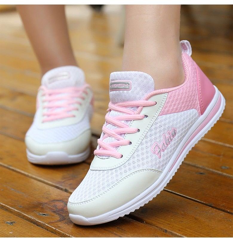 Women's Lightweight Breathable Mesh Sneakers for Walking and Running