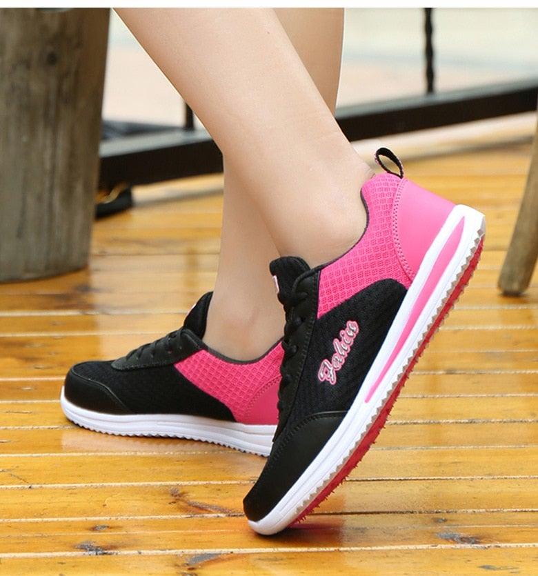 Women's Lightweight Breathable Mesh Sneakers for Walking and Running