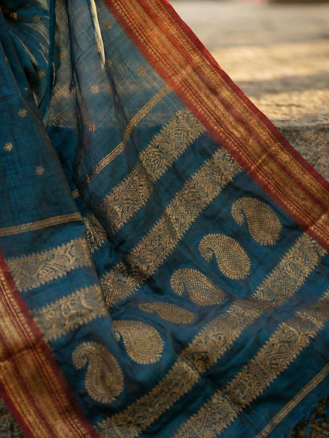 Teal Soft Silk Saree with Matching Blouse for Elegant Ethnic Wear