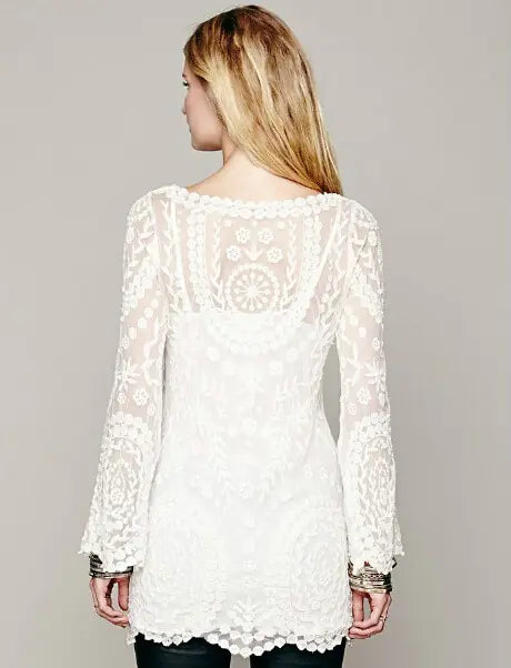2021 hot sale flower pattern long sleeve loose hook beach dress women's hollow out sexy lace dress elegant sexy lace beach dress