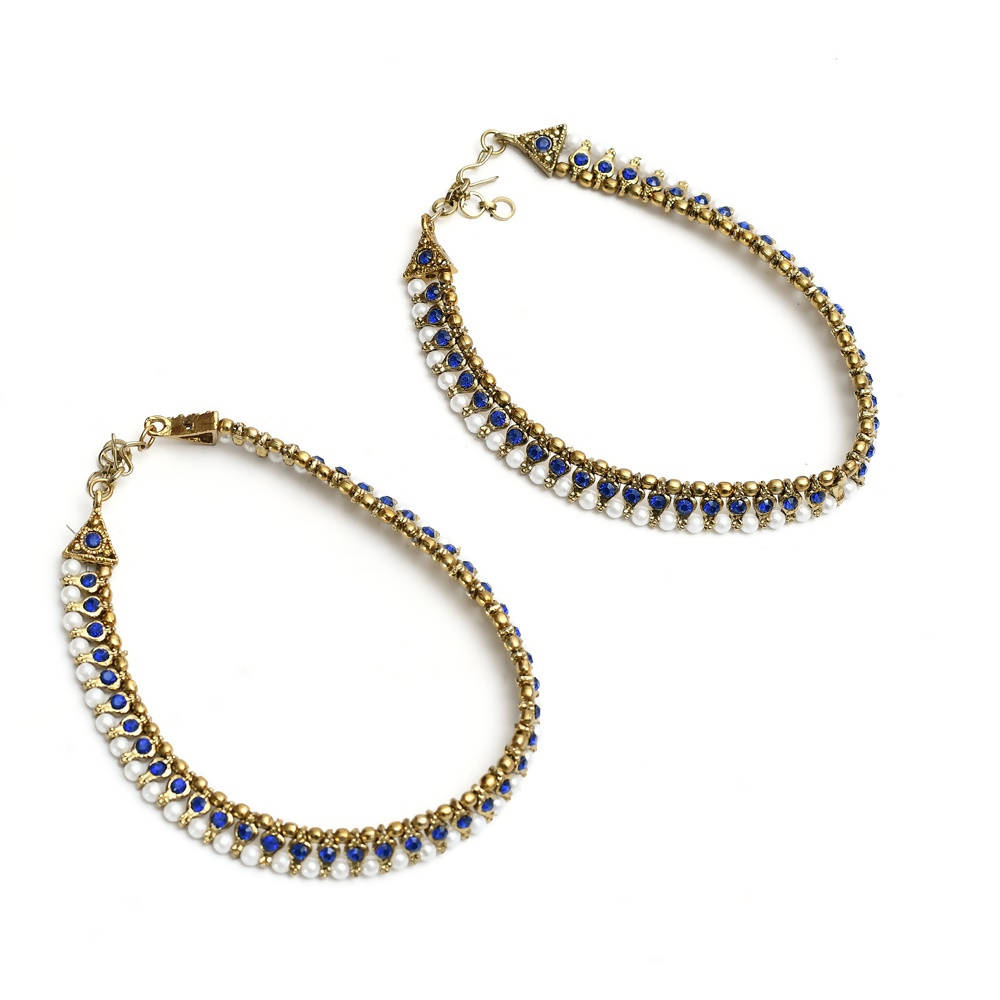 Exquisite blue Kundan anklets for women featuring traditional intricate craftsmanship.