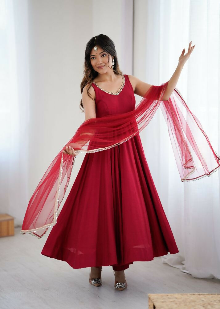 Maroon Chanderi Kurta Set with Sequence Embroidery Work