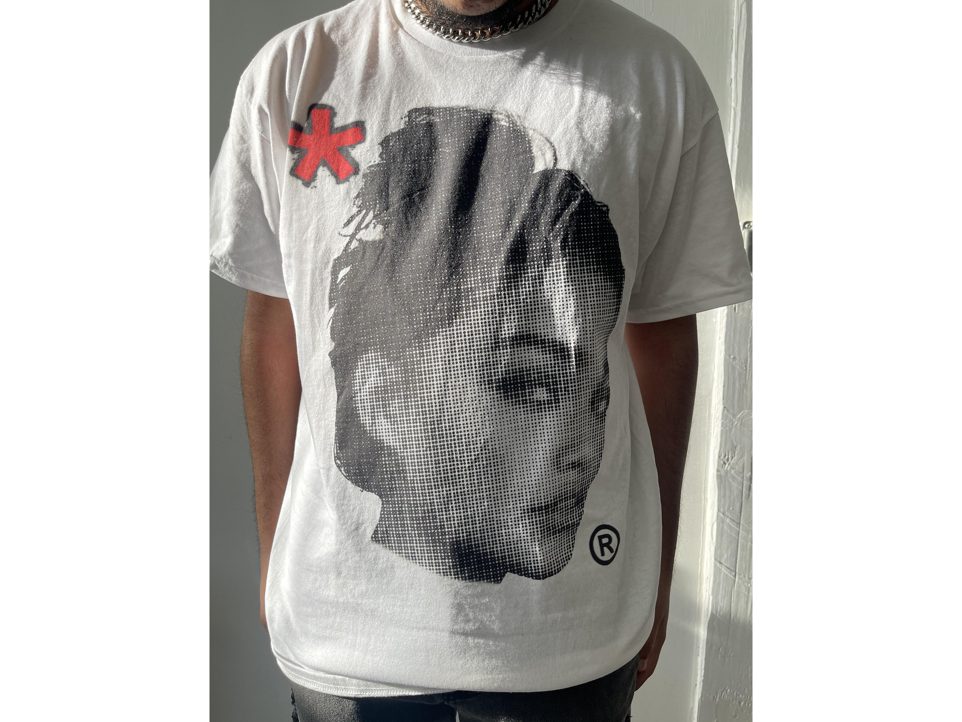 Half Tone Princess Graphic Streetwear Tee in Washed Black - Image 5