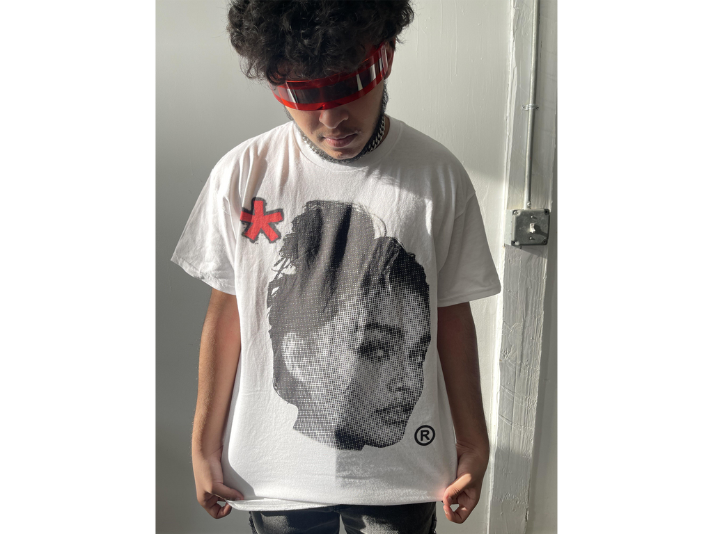 Half Tone Princess Graphic Streetwear Tee in Washed Black - Image 6