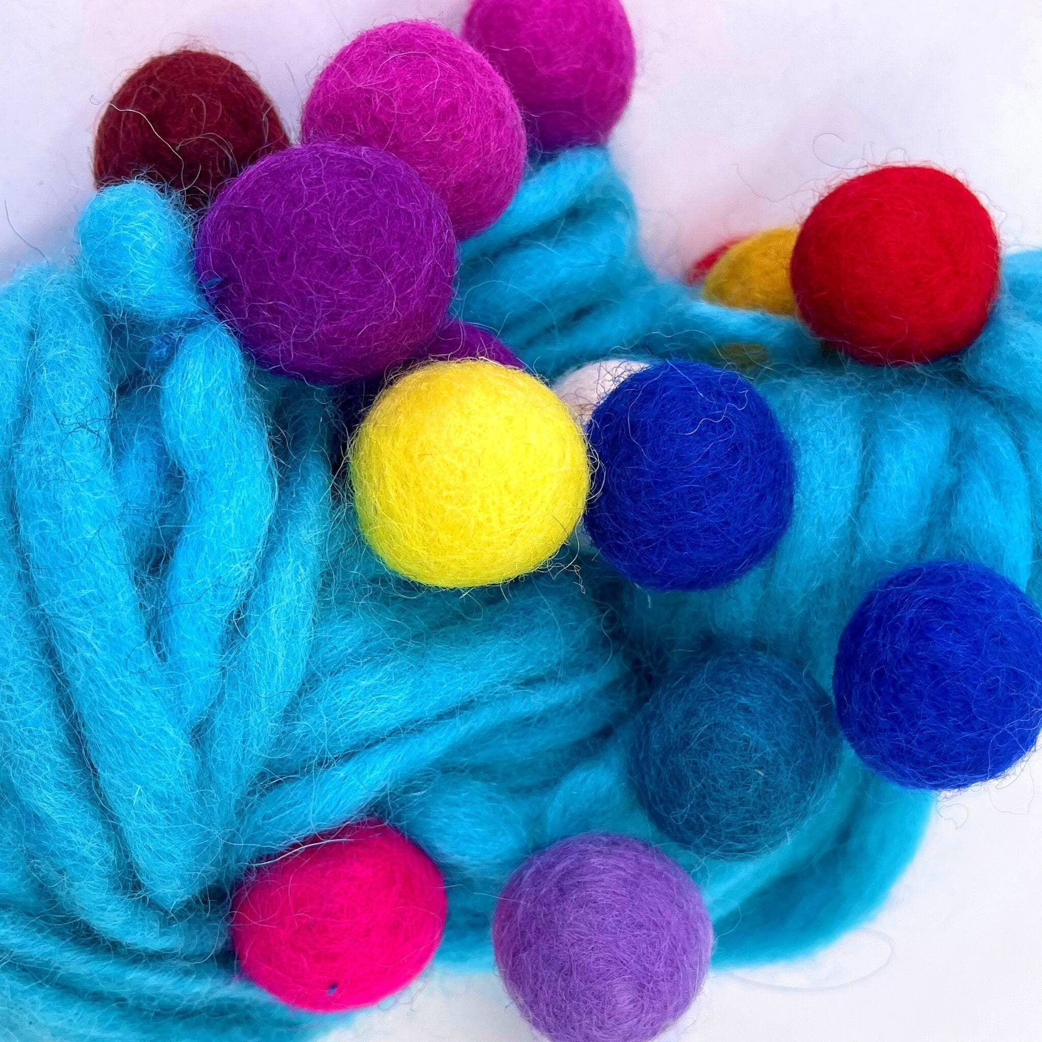 Handmade Thick and Thin New Zealand Wool Yarn for Texture Crafts