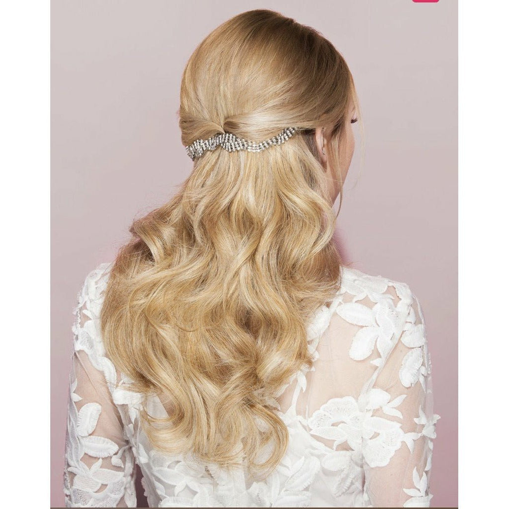 23" Grand Hair Extension for Length and Volume in Natural Shades