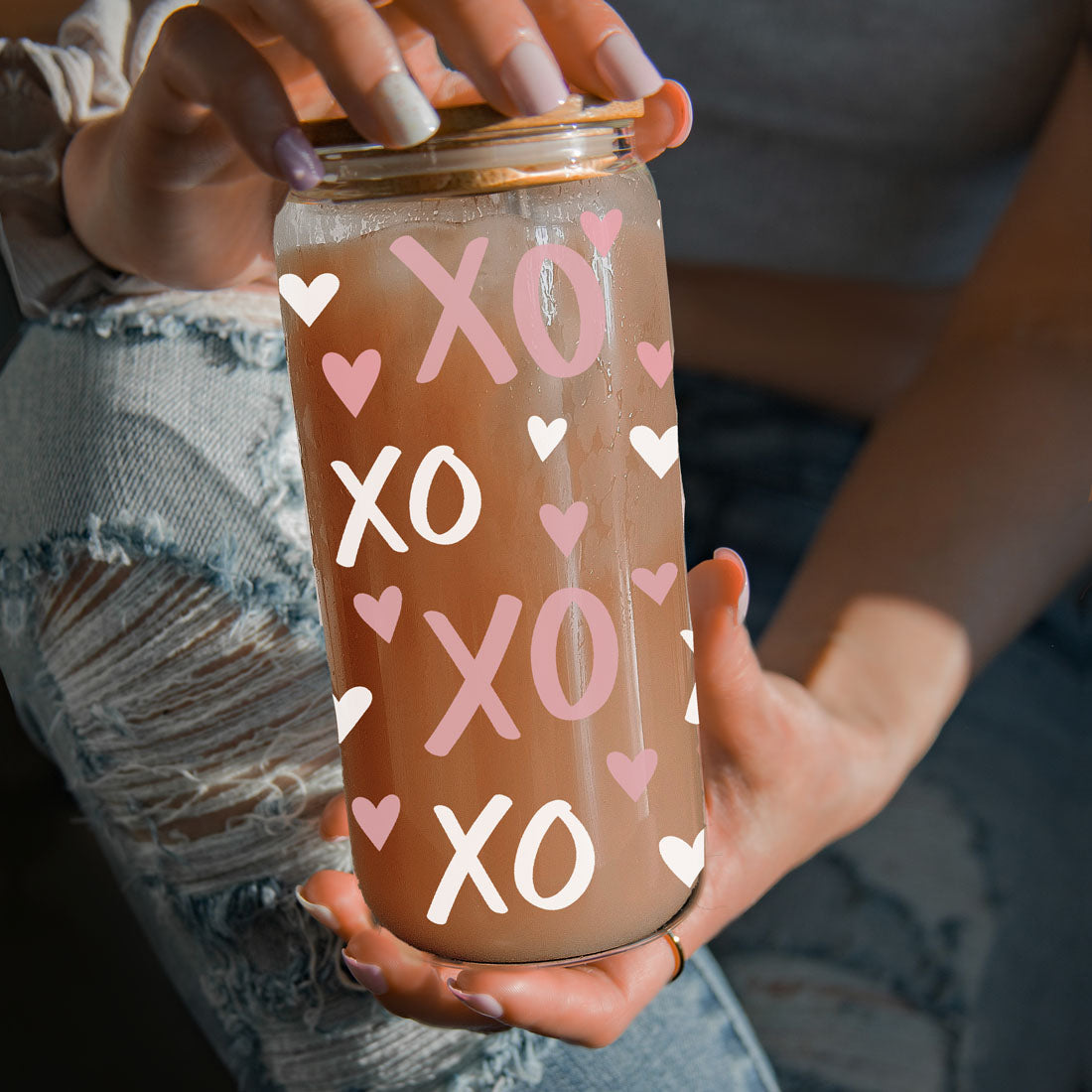 XOXO Glass Can Cup 20oz with Bamboo Lid and Glass Straw - Image 18