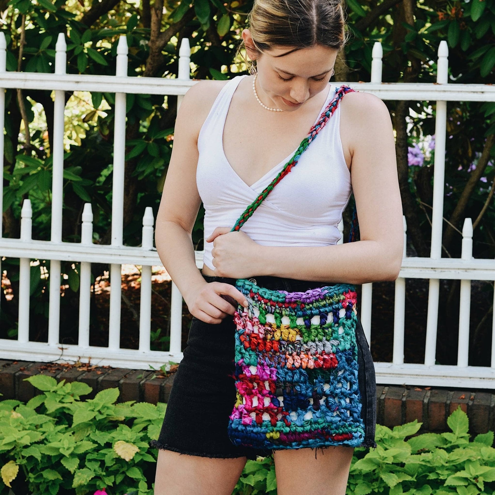 Hidden Heart Crochet Bag Pattern: Vibrant Bohemian Handbag