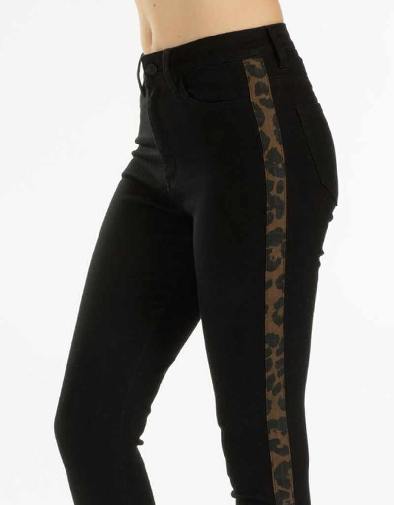 High Rise Leopard Striped Jean - Trendy Animal Print Denim