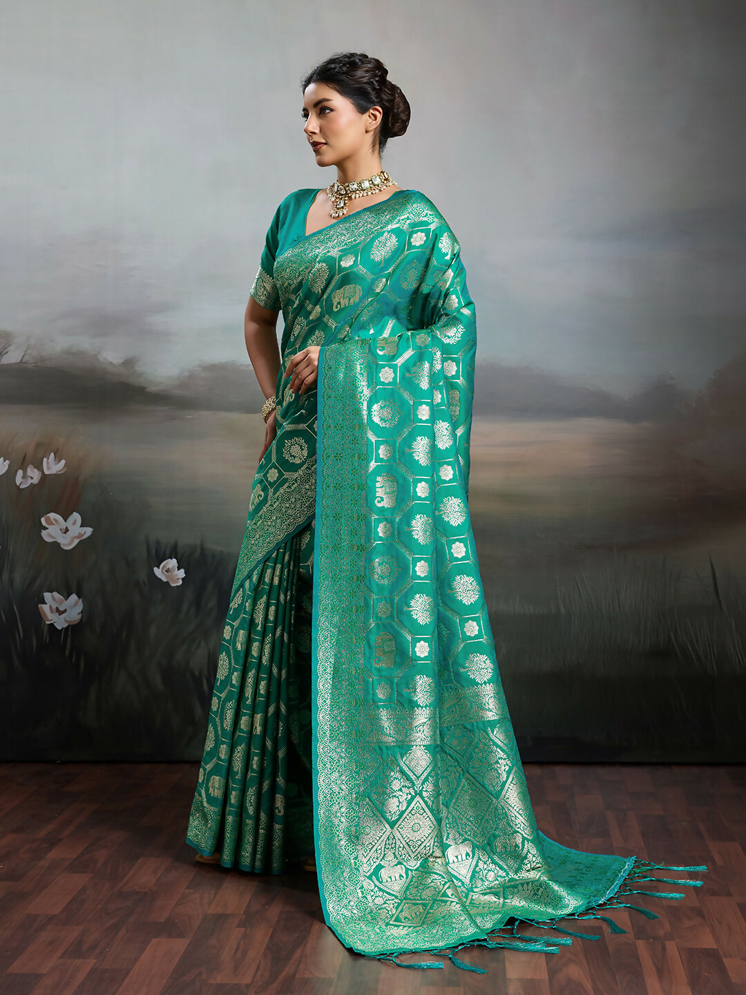 Rama Green Silk Blend Saree with Matching Blouse Piece