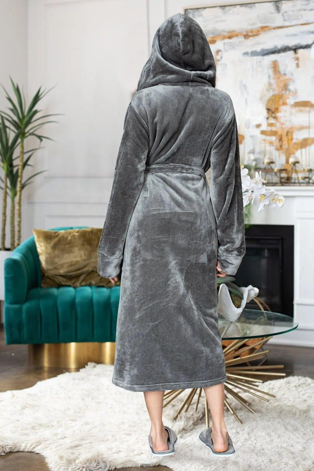 Women’s Plush Hooded Robe – Soft Spa-Worthy Loungewear - Image 13