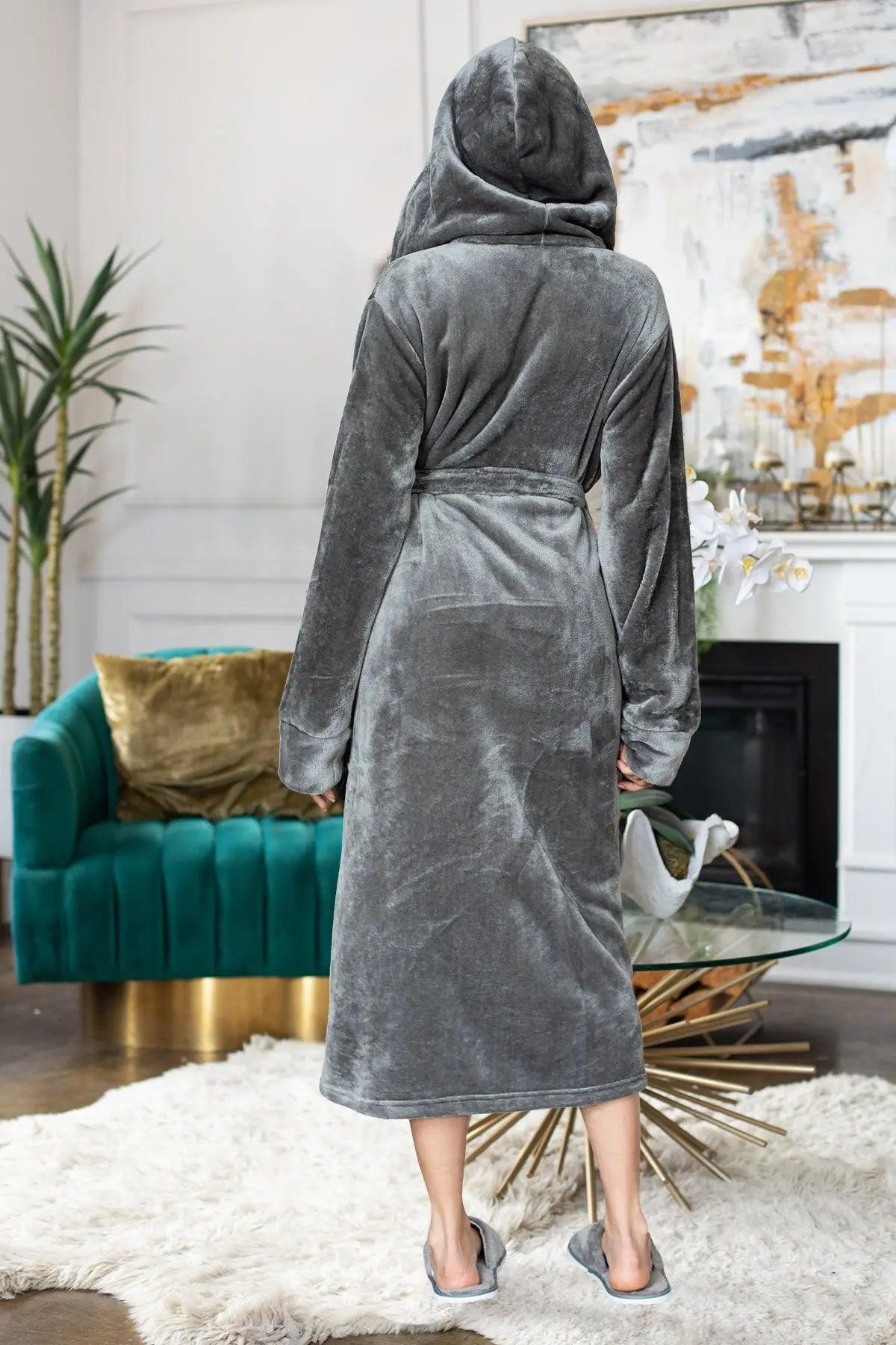 Women’s Plush Hooded Robe – Soft Spa-Worthy Loungewear - Image 13
