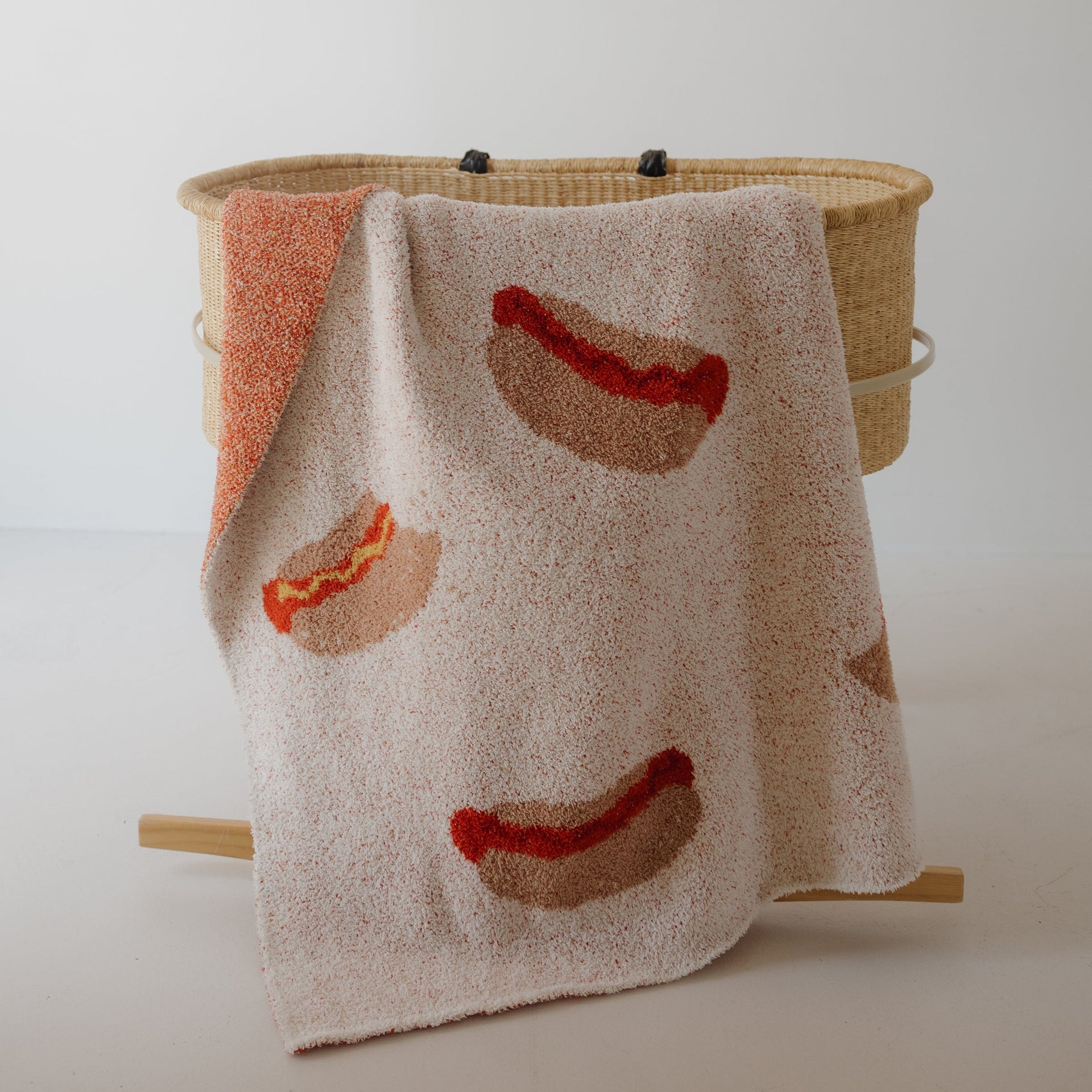 Playful Hot Dog Print Knit Throw Blanket in Cream and Multi