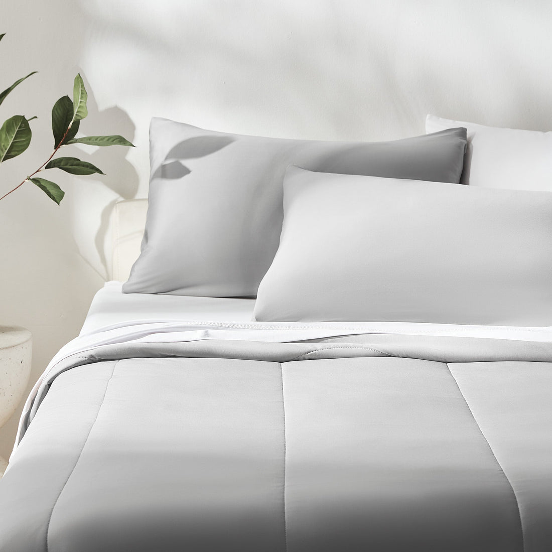 Cooling Comforter Set in Grey for Hot Sleepers - Image 3