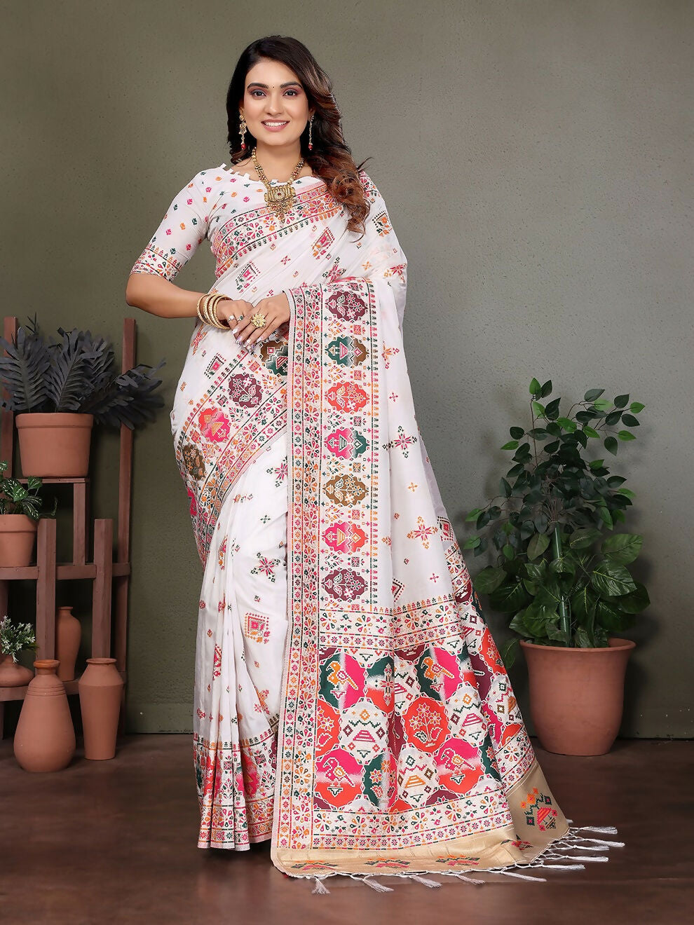White Thread Woven Pashmina Saree in Soft Silk with Blouse