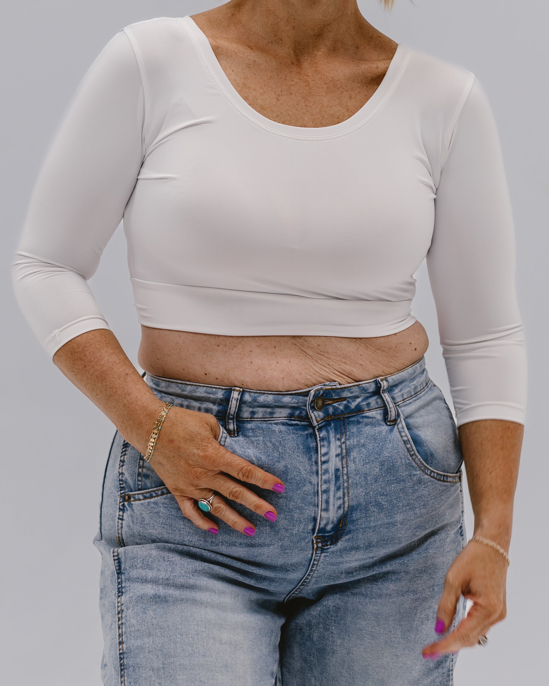 Women's 3/4 Sleeve Cropped Layering Tee Top - Image 3