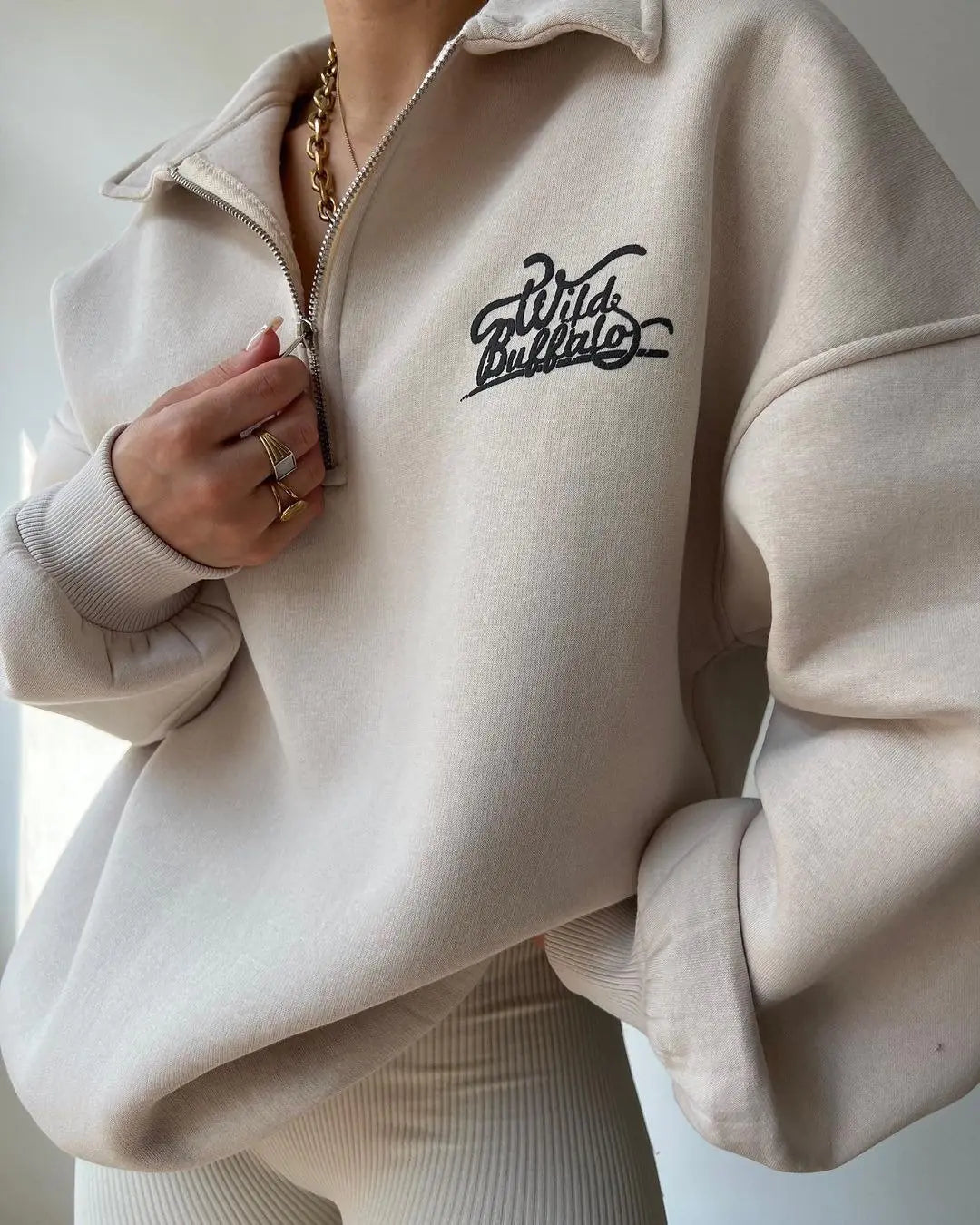 Wild Buffalo Half-Zip Fleece Pullover Sweatshirt for Winter - Image 12