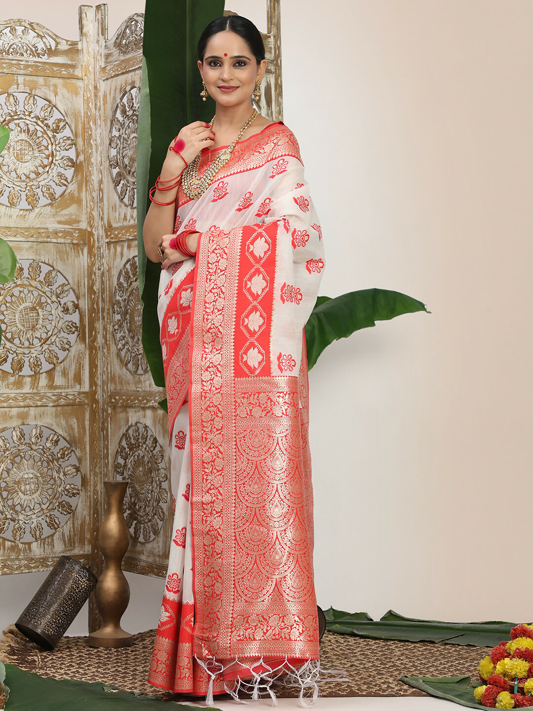 Shree Shyam Fashion Linen Cotton Red & White Saree
