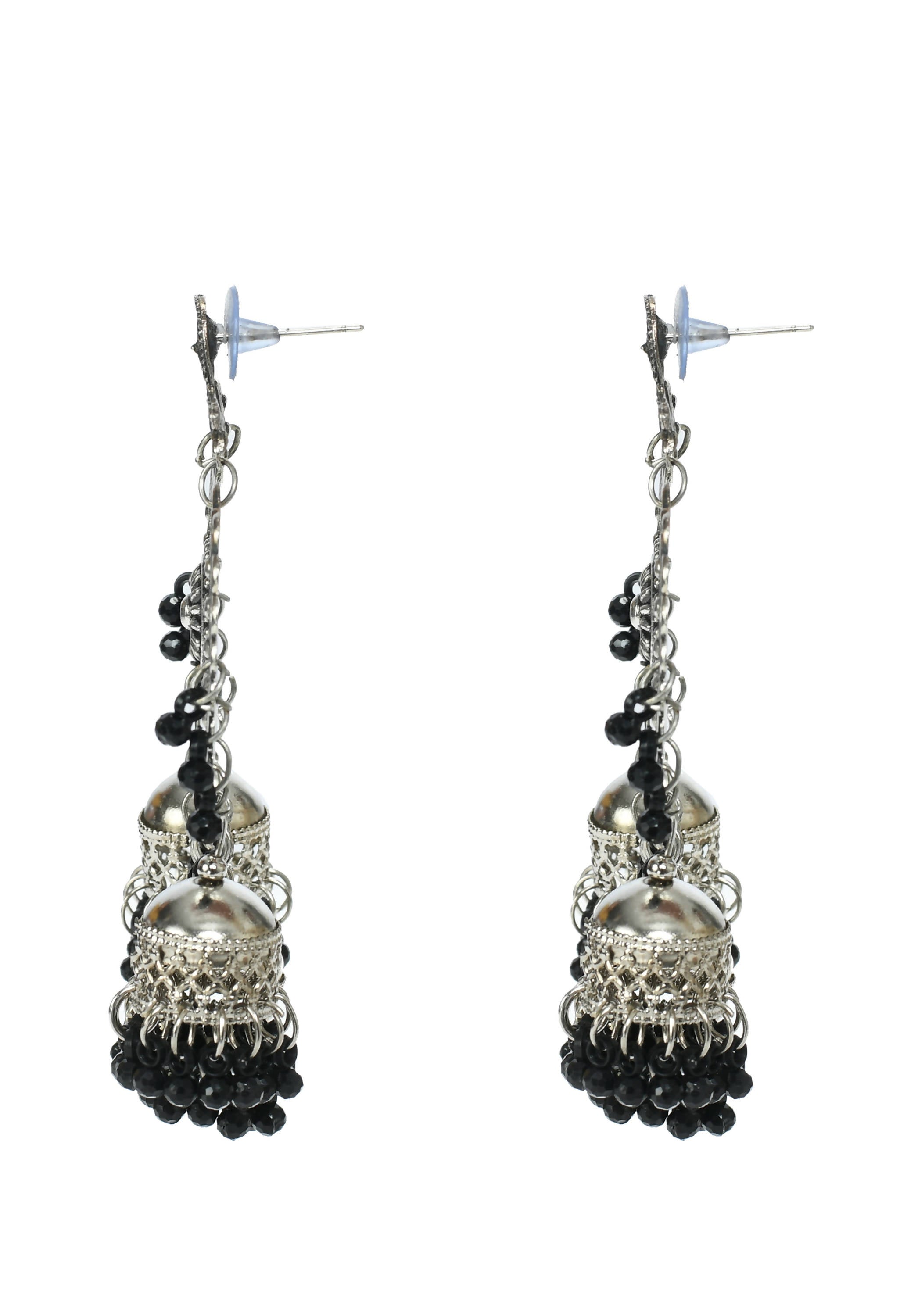 Traditional Kundan Jhumka Earrings with Matching Maang Tikka