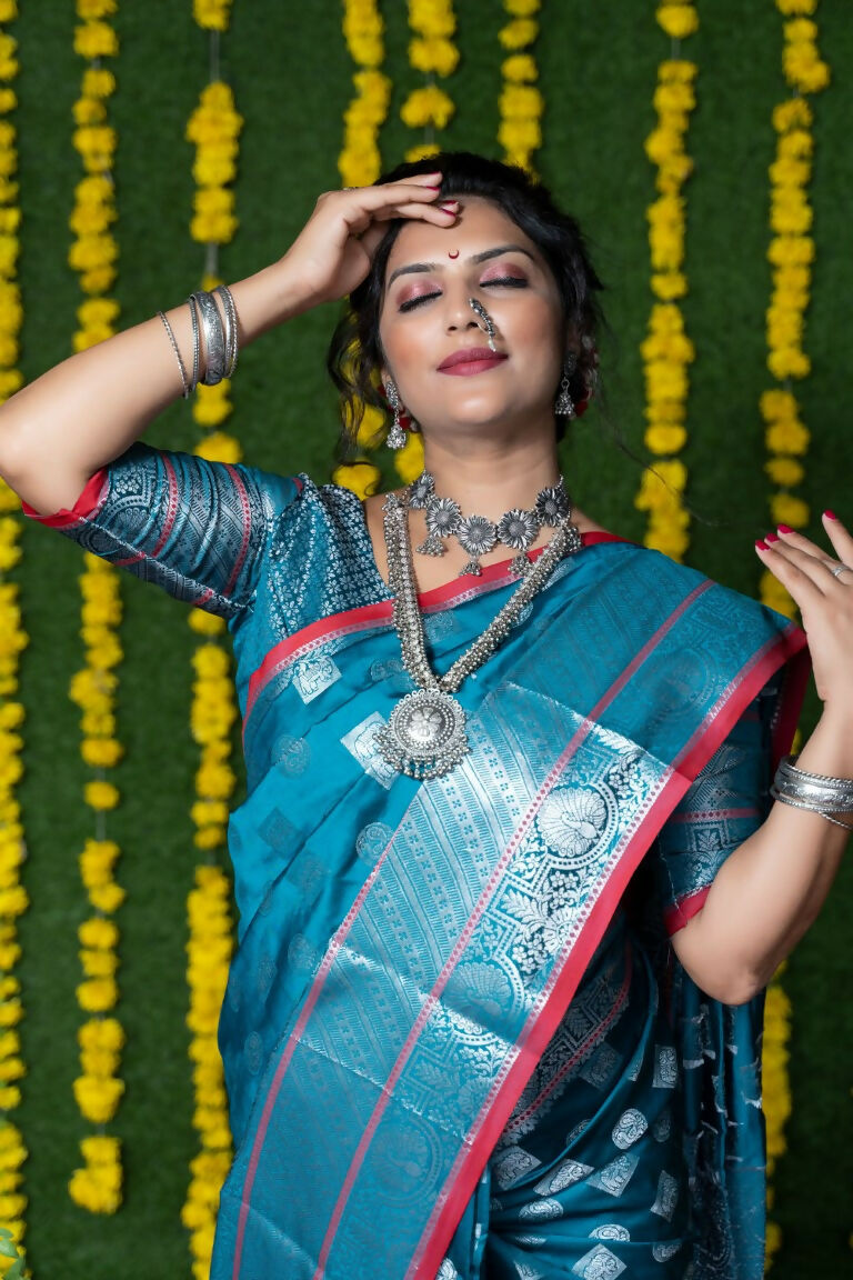 Teal Soft Handloom Silk Zari Woven Saree with Blouse