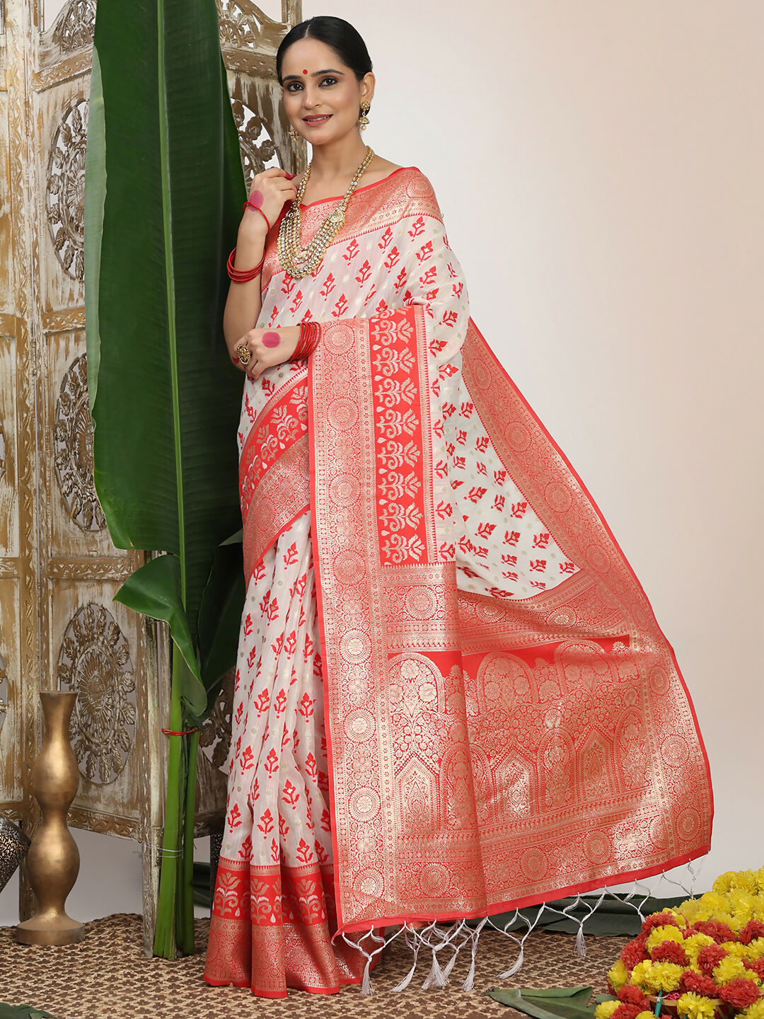 Shree Shyam Fashion Linen Cotton Red & White Saree