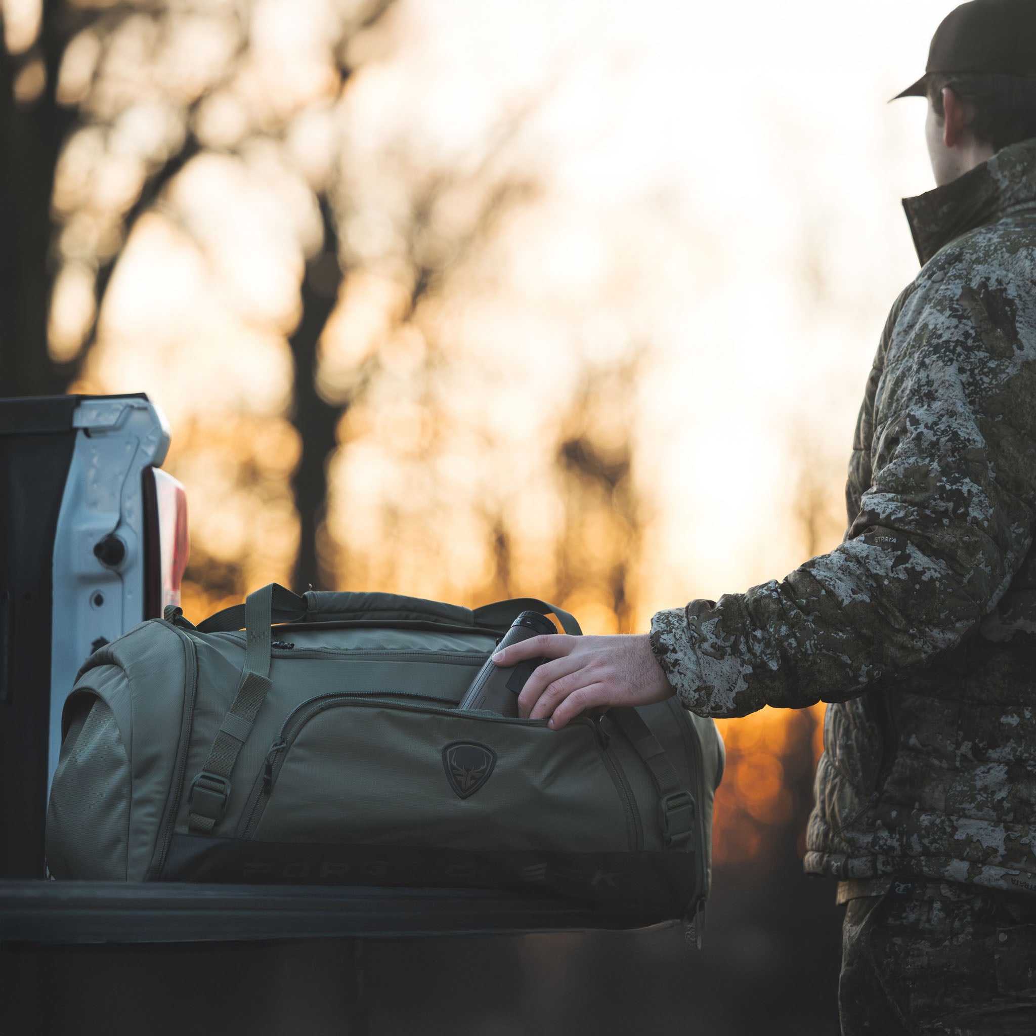 Icon Pro Gear Bag Rugged Hunting Equipment Carrier - Image 4