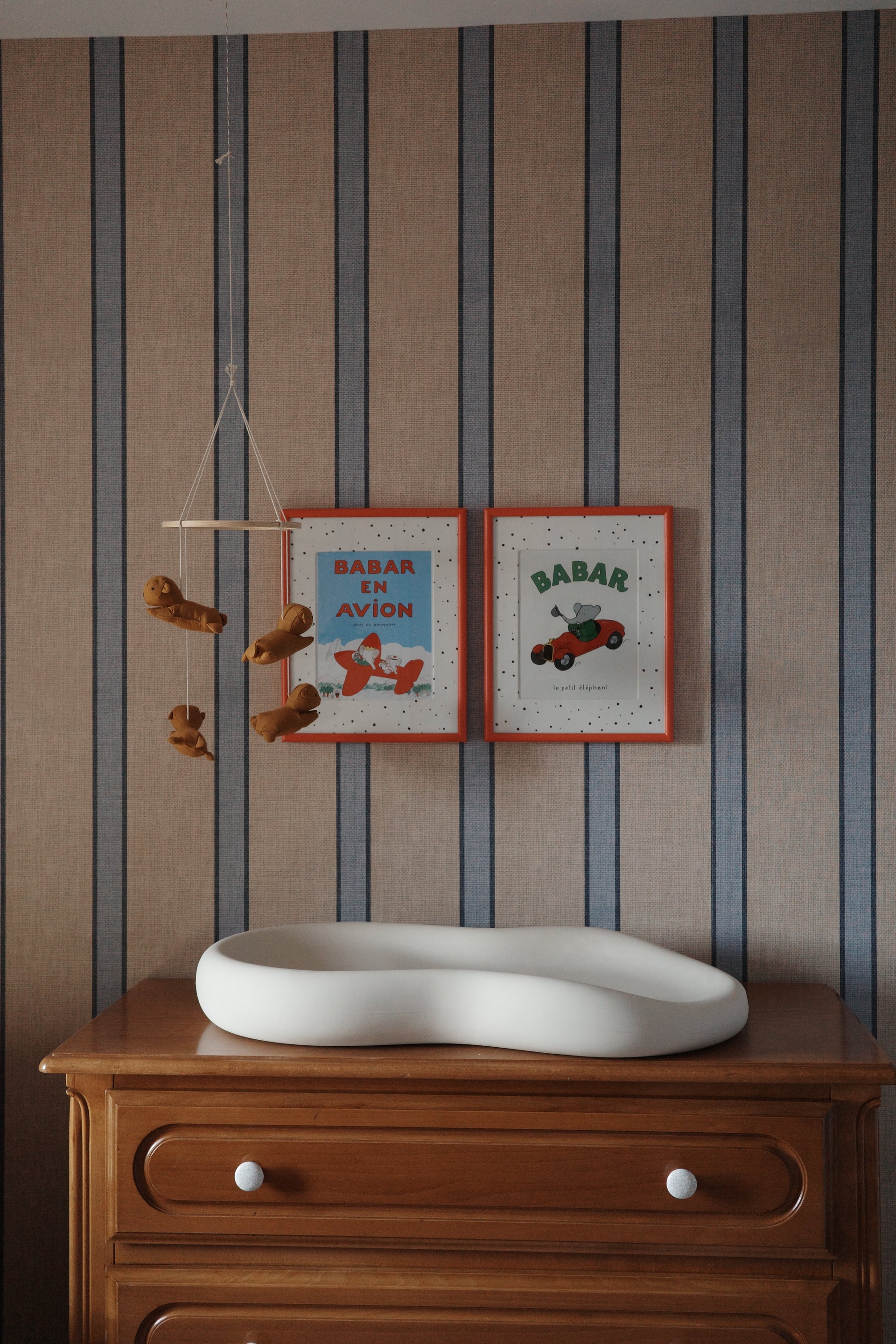 Lincoln Striped Wallpaper in Beige and Blue Coastal Style