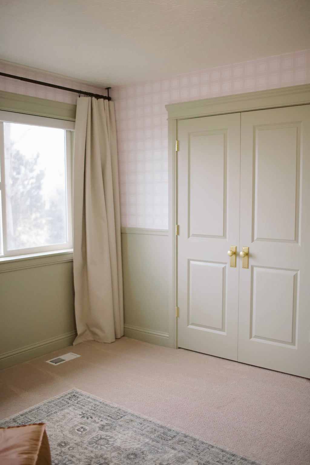 Sampson Plaid Peel and Stick Wallpaper in White and Beige