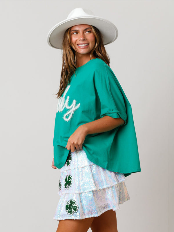 Women's Lucky Script Graphic T-Shirt in Kelly Green - Image 2