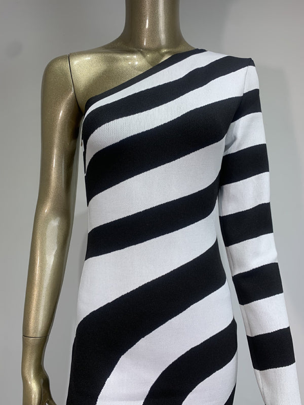 Zebra Print One Shoulder Long Sleeve Bandage Maxi Dress - Image 2